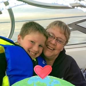 Meet your Posher, Debbie